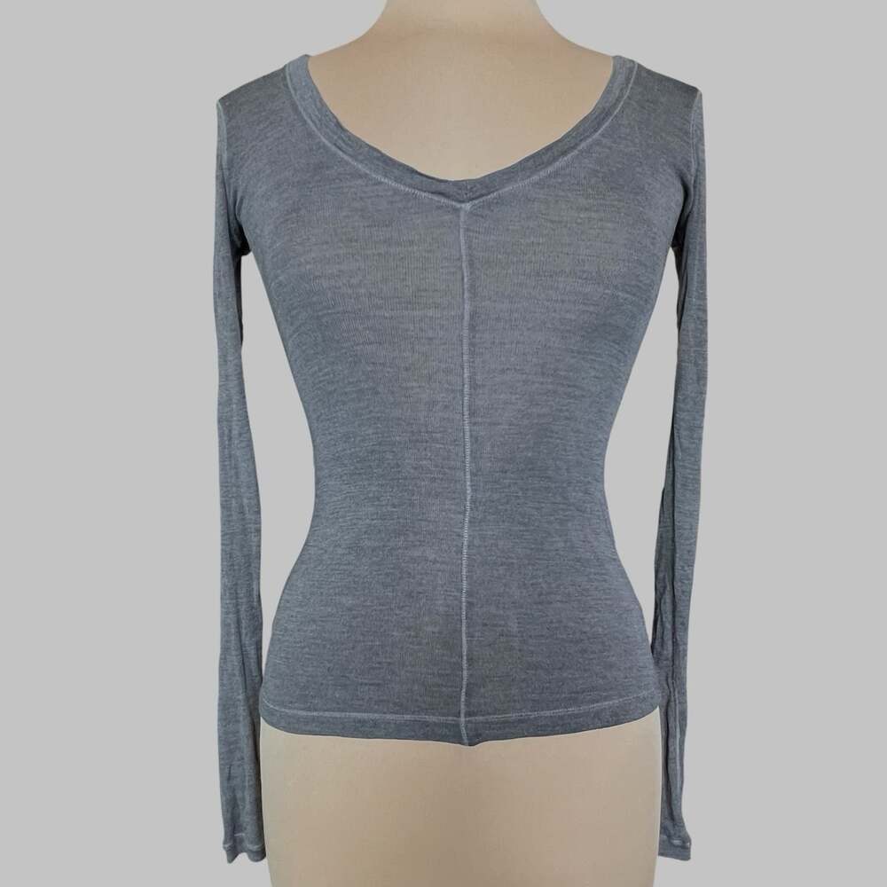 Tom Ford IT 36 XS 70% Silk Wool V-Neck Long Sleeve Top Made in Italy Gray
